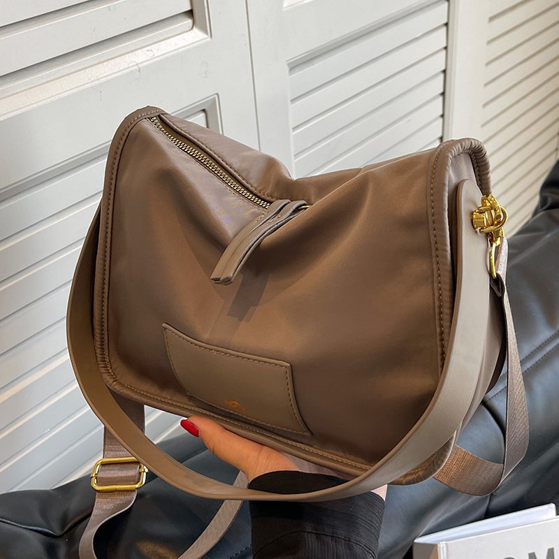 Large Capacity Versatile Single Shoulder Bag Clothing & Fashion 8