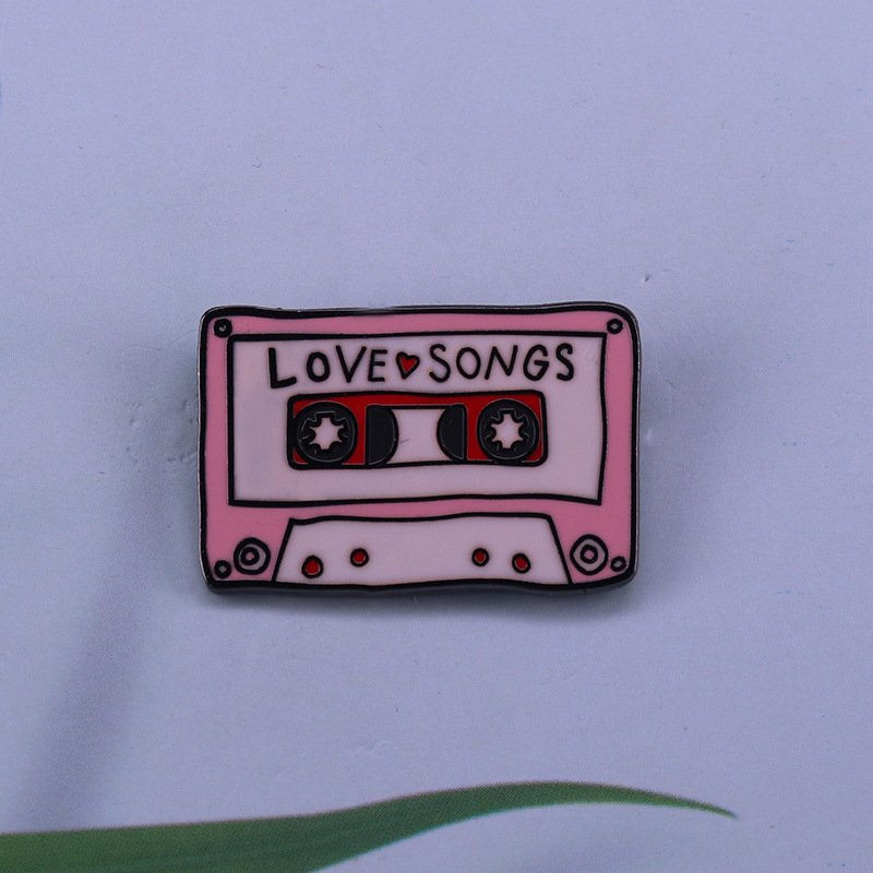 Retro Love Song Tape Brooch Brooches   2